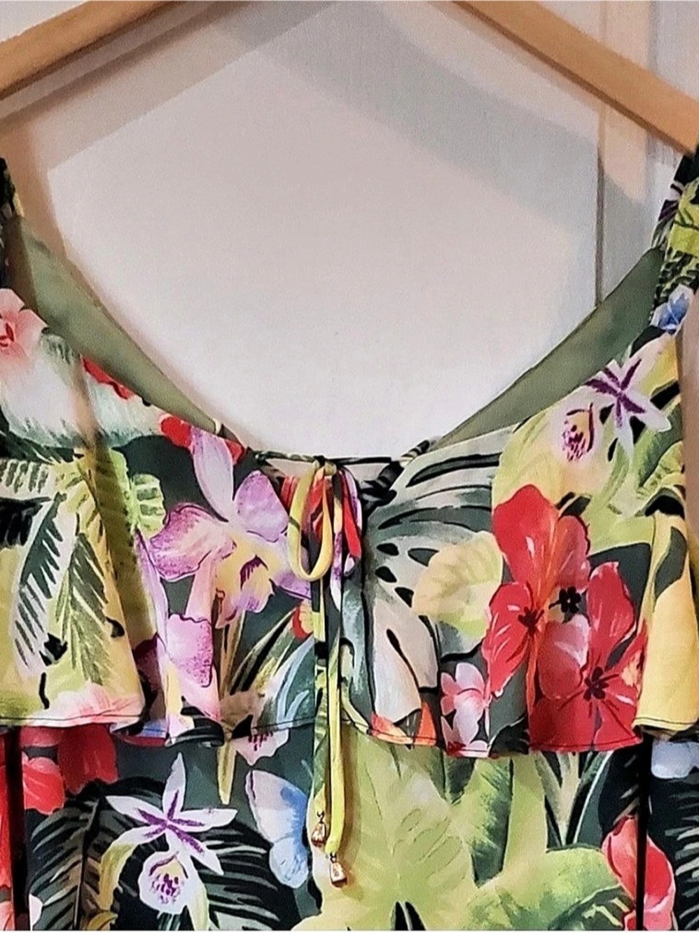 🌸TB10 - Tommy Bahama Grande Grove Tropical Floral Ruffle Hi-Low Maxi Dress🛍️ - Picture 5 of 5